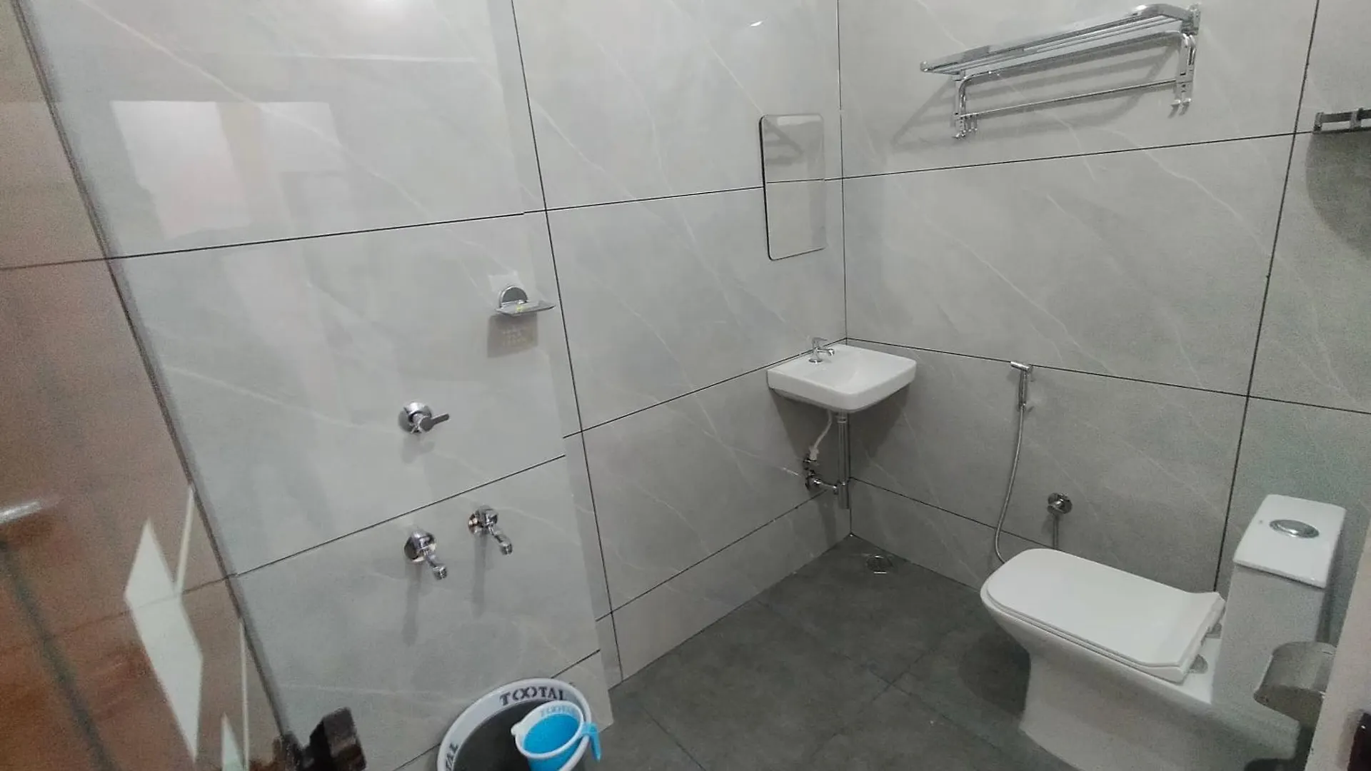 The Mountmist Apartment Kochi