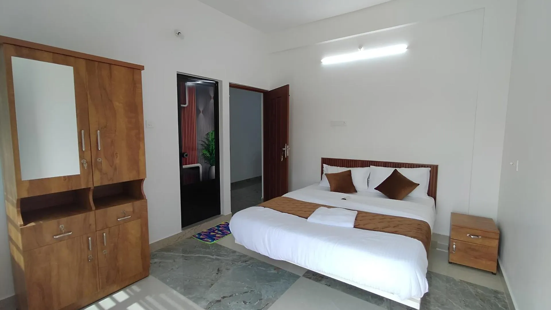 The Mountmist Apartment Kochi Ινδία