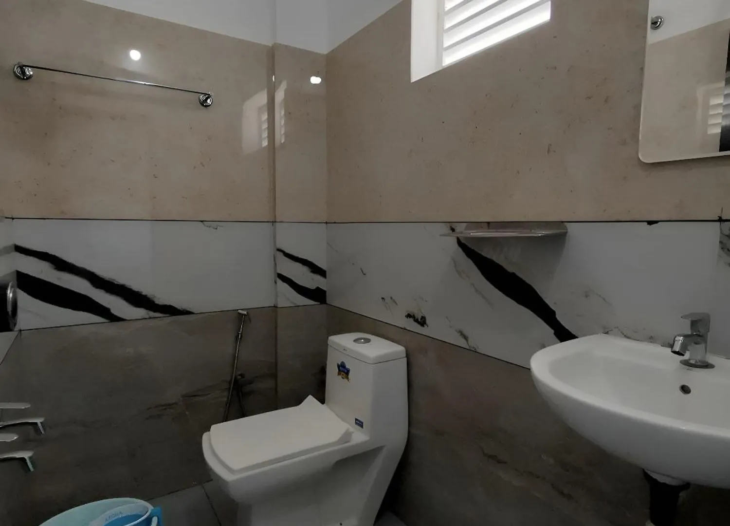 The Mountmist Apartment Kochi 0*,